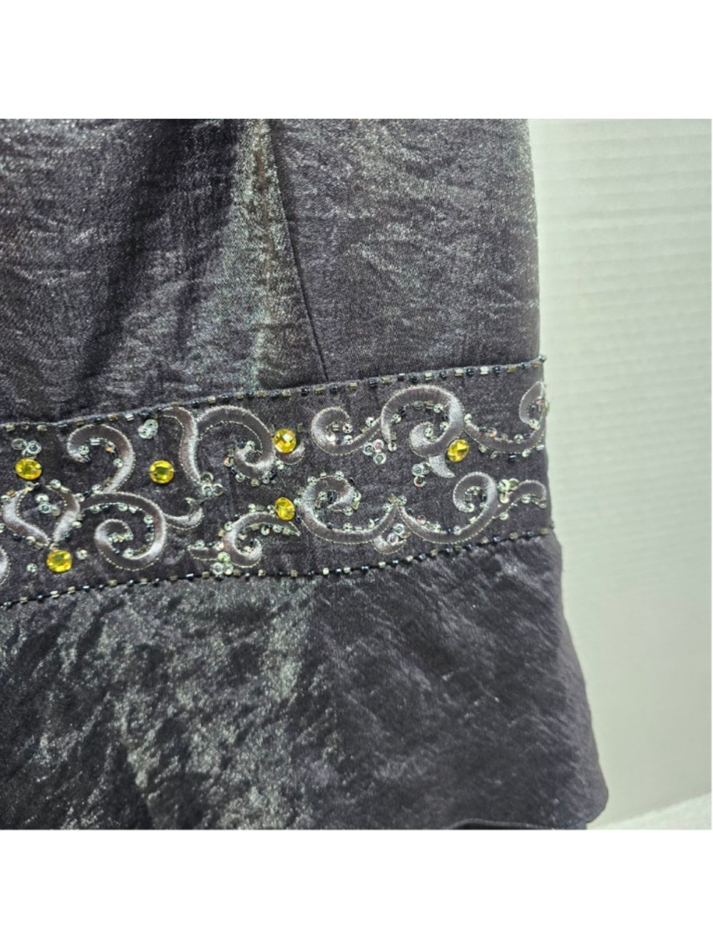 Women's R&M Richards Gray Tiered Dress with Yellow Embellishments, Size 16 - Picture 3 of 13